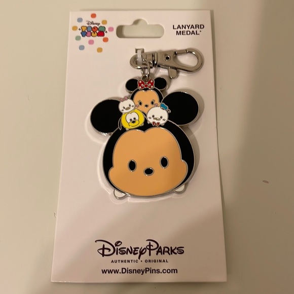 Disney Other - Tsum Tsum lanyard medal disneyparks
